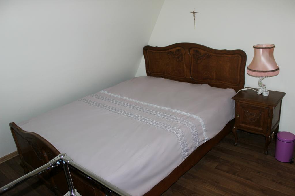Columba Livia Guesthouse Palanga Zimmer foto
